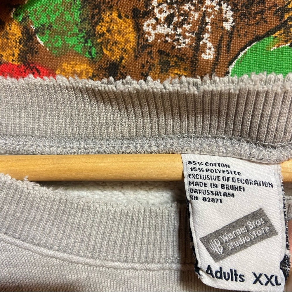 Vintage Looney Tunes Crewneck Sweatshirt - Picture 5 of 6